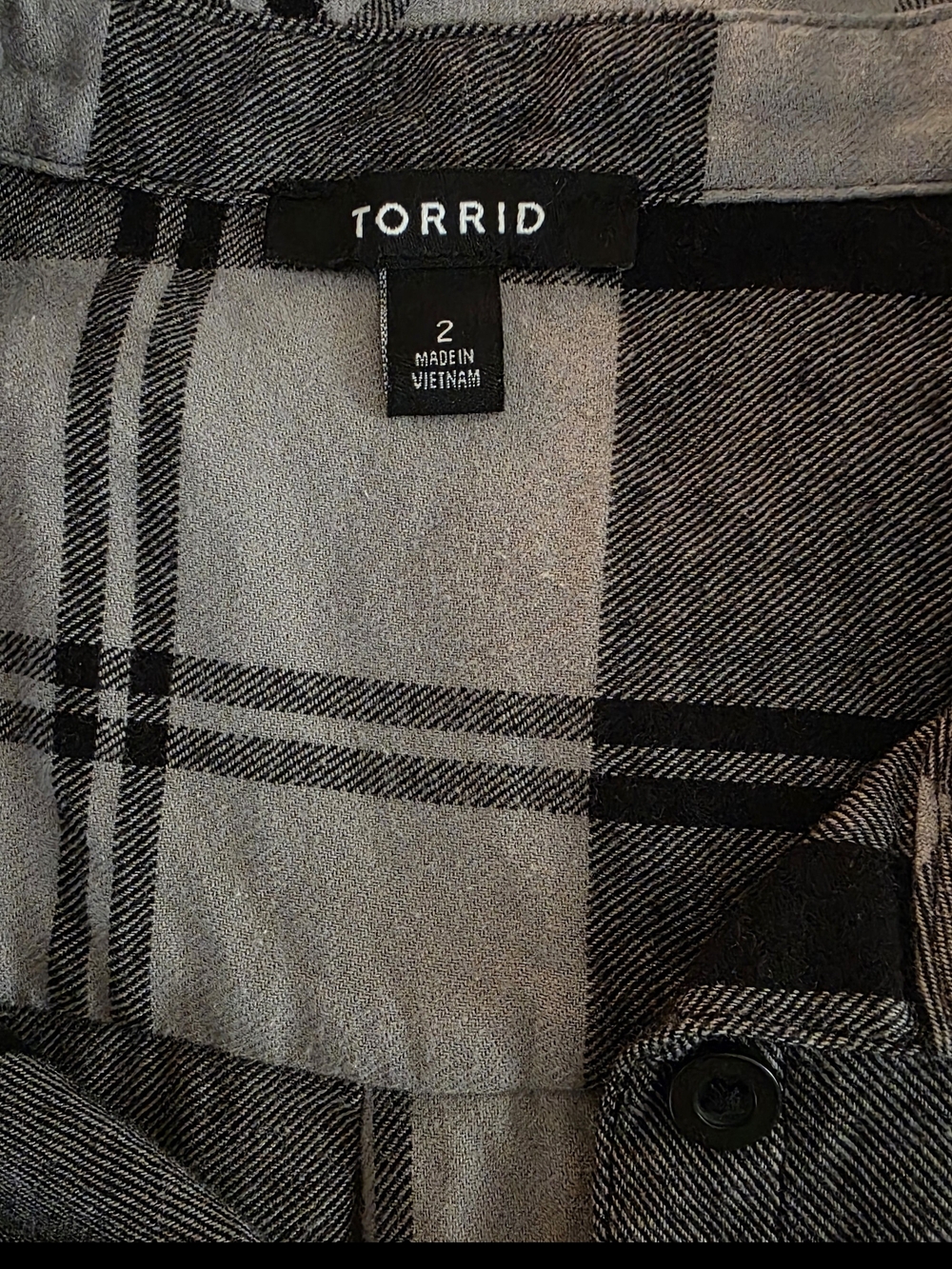 Torrid Black Gray Plaid Flannel Midi Shacket Size 2